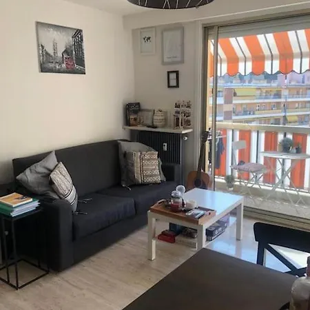 Apartament Apt Cosy Central Avec Parking Couvert Mentona