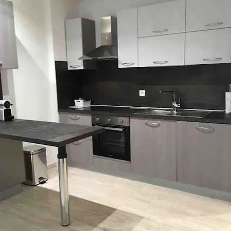 Apt Cosy Central Avec Parking Couvert Апартаменты Ментона